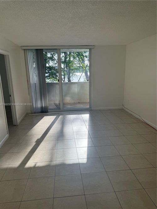 apt-1232-10090 Nw 80th Ct, Hialeah Gardens, FL, 33016-2285 | Card Image