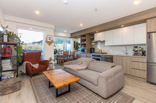 428-38362 Buckley Ave, Squamish, BC, V8B0J8 | Card Image