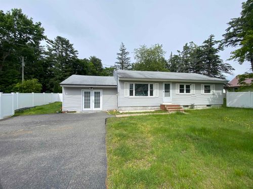 21 New Rochester Road, Dover, NH, 03820 | Card Image