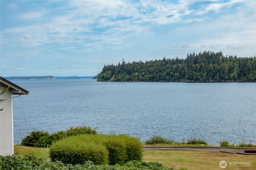 325-60 Admiralty Ln, Port Ludlow, WA, 98365-8289 | Card Image