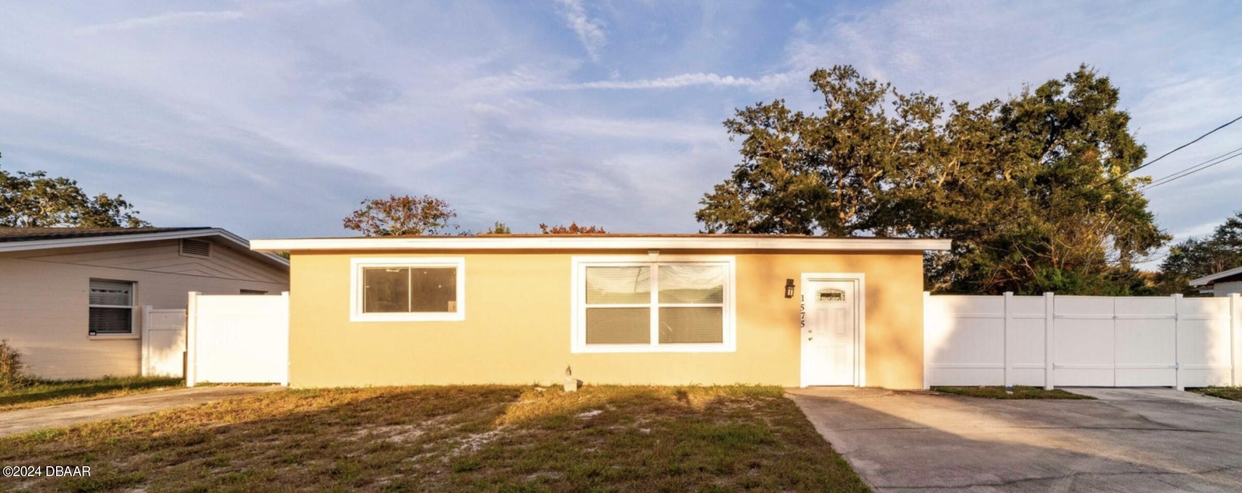 Carmen Ave, Daytona Beach, FL 32117