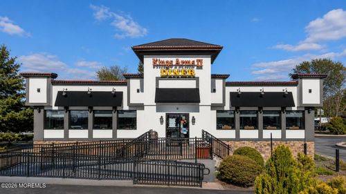 553 State Route 36, Belford, NJ, 07718-1623 | Card Image