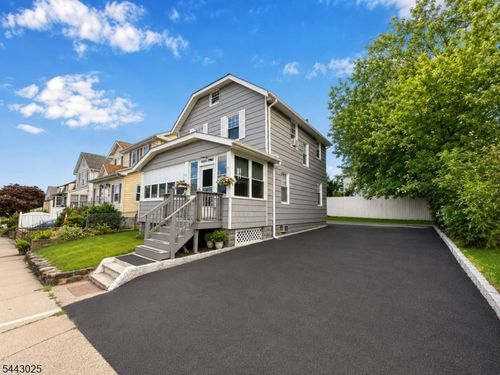 39 Park Dr S, West Orange, NJ, 07052-5712 | Card Image