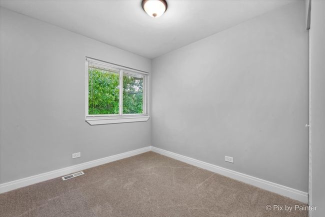 63 - 1247 E Canterbury Trl, Condo with 4 bedrooms, 2 bathrooms and 1 parking in Palatine IL | Image 17