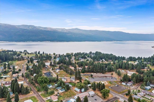 403 Antonette Cir, House other with 1 bedrooms, 1 bathrooms and 1 parking in Cascade ID | Image 28