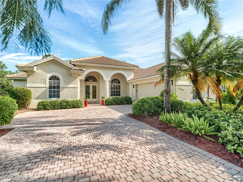 22909 Forest Edge Court, For Sale in Estero Zoocasa