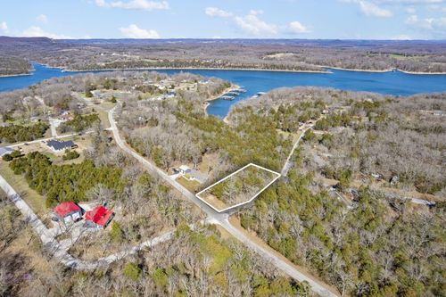 000 Dove Dr, Golden, MO, 65658 | Card Image
