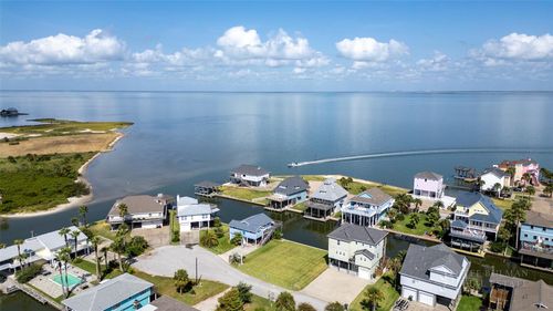 23010 Martes St, Galveston, TX, 77554-1273 | Card Image