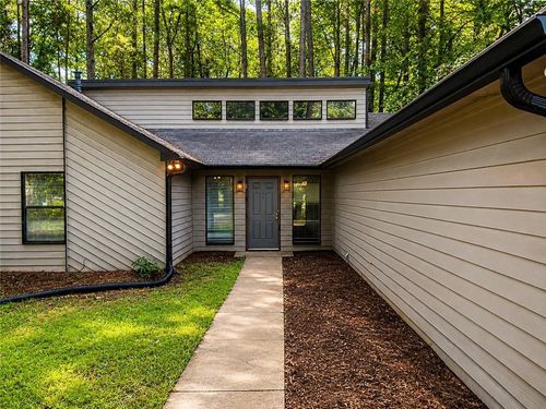 4798 Kings Crossing Drive Ne, Kennesaw, GA, 30144 | Card Image