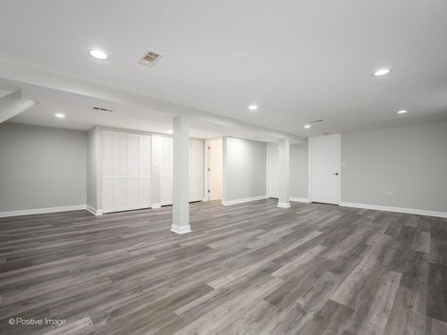 14341 Dobson Ave, Dolton, IL, 60419-1338 | Card Image