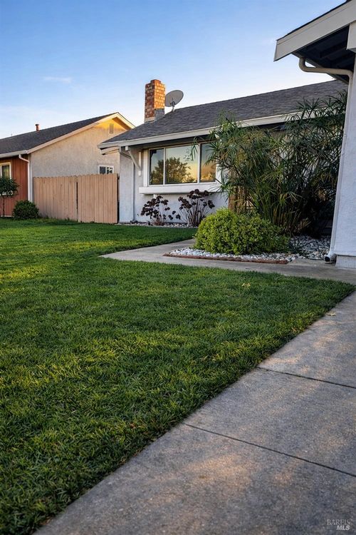 507 Canvasback Dr, Suisun City, CA, 94585-1815 | Card Image