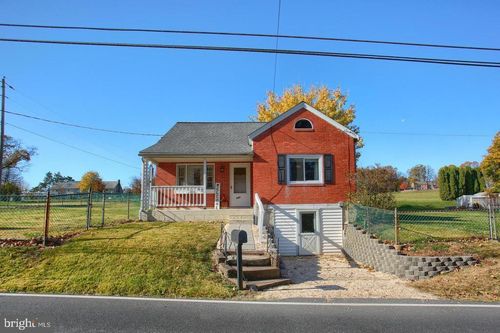 585 Ridge Rd, LEWISBERRY, PA, 17339-9703 | Card Image