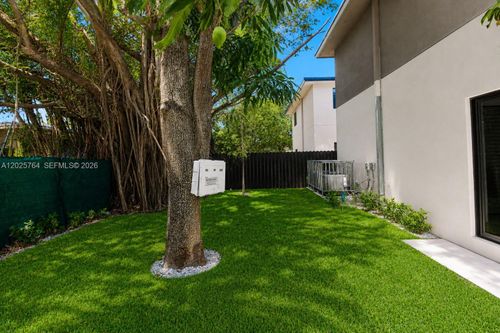 1836-1836 Nw 63rd St, Miami, FL, 33147-7832 | Card Image