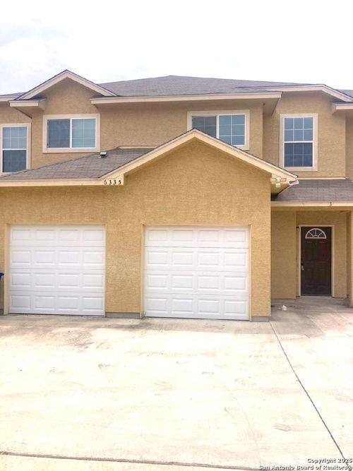 3-6335 Melanzane Ave, San Antonio, TX, 78233-4764 | Card Image