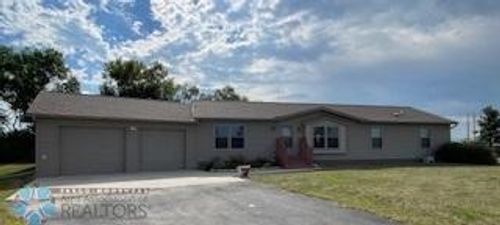 218 Lylac Cir, Forman, ND, 58032-4302 | Card Image