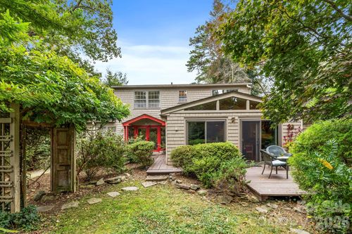 190 School Rd, Asheville, NC, 28806-1557 | Card Image