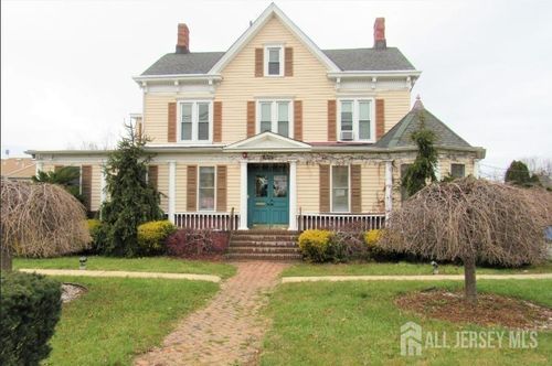 1b-623 Georges Rd, North Brunswick, NJ, 08902-3386 | Card Image