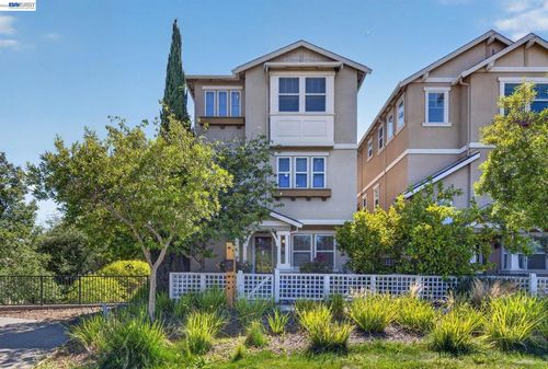 40807 Tomales Ter, Fremont, CA, 94538-3076 | Card Image