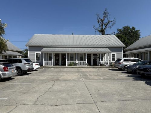 1806 Plum St, Valdosta, GA, 31601 | Card Image