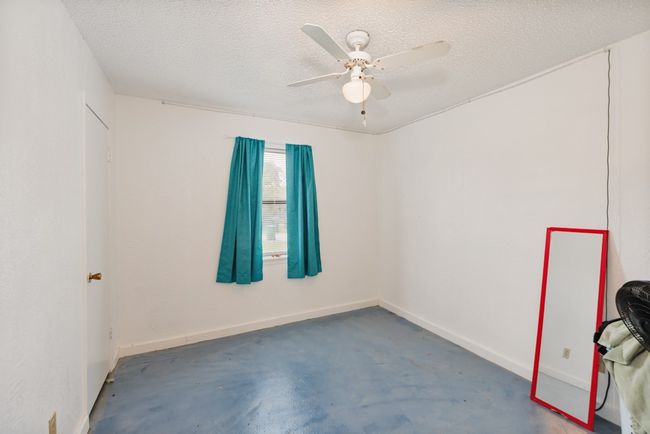 510 N Proctor St, House other with 3 bedrooms, 2 bathrooms and null parking in Alvord TX | Image 12