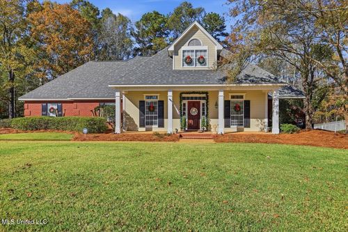 405 Fawnwood Dr, Brandon, MS, 39042-4007 | Card Image