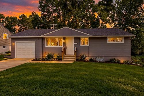 7304 E 85th Ter, Kansas City, MO, 64138-2819 | Card Image
