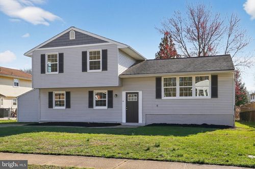 11 N Skyward Dr, NEWARK, DE, 19713-2840 | Card Image