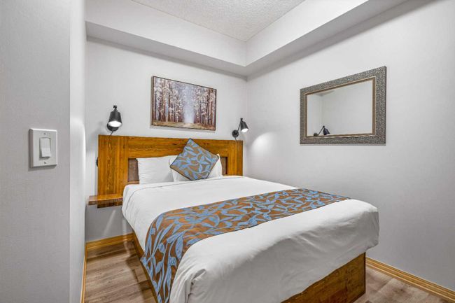 204 - 1151 Sidney Street, Home with 2 bedrooms, 2 bathrooms and 1 parking in Canmore AB | Image 3