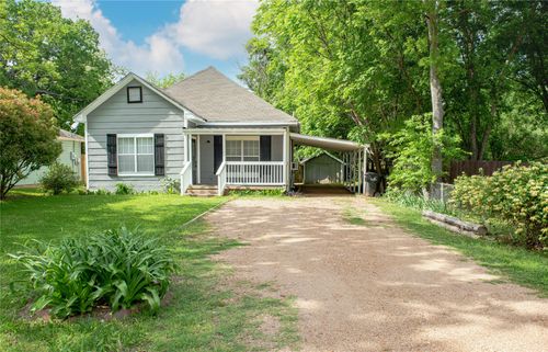 819 W Heron St, Denison, TX, 75020-6143 | Card Image