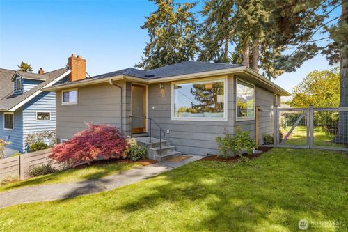 3016 50th Avenue Sw, Seattle, WA, 98116 | Card Image