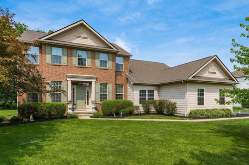 7019 Blakemore Ln, Dublin, OH, 43016-7189 | Card Image