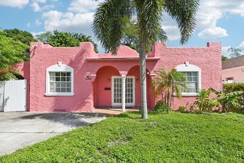423 Kern St, West Palm Beach, FL, 33405-4827 | Card Image