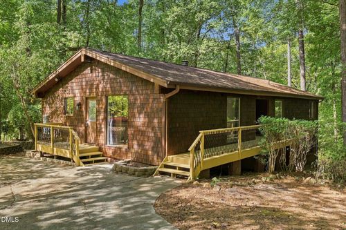 104 Highland Drive, Chapel Hill, NC, 27514 | Card Image