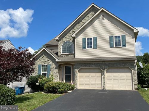 865 Thomas Armor Dr, WINDSOR, PA, 17366-9002 | Card Image