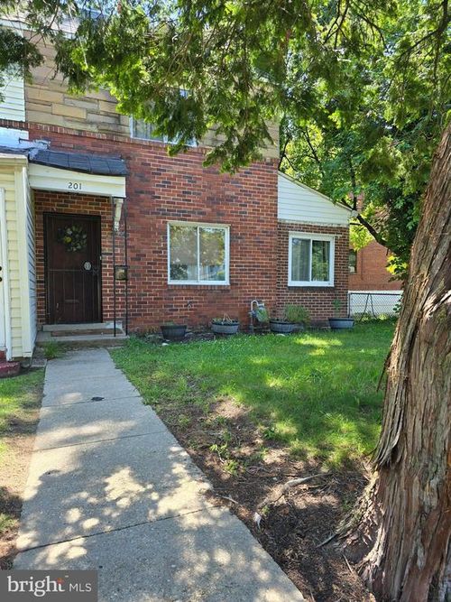 201 34th St Ne, WASHINGTON, DC, 20019-1310 | Card Image