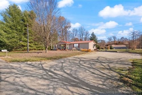 6028 May St, Floyds Knobs, IN, 47119-9512 | Card Image