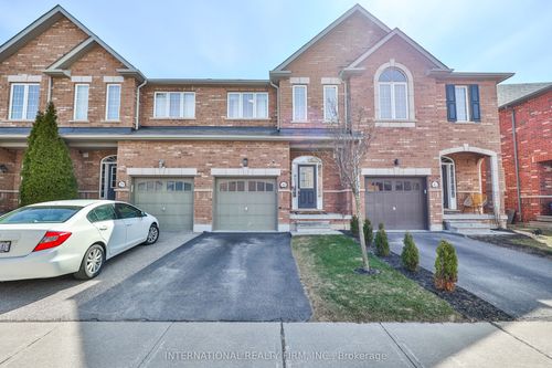 40-651 Farmstead Dr, Milton, ON, L9T7W2 | Card Image
