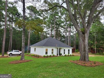 7500 Us Highway 19 S, House other with 3 bedrooms, 2 bathrooms and 3 parking in Thomasville GA | Image 2