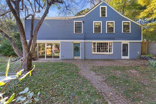 1166 Old Racebrook Rd, Woodbridge, CT, 06525-1811 | Card Image