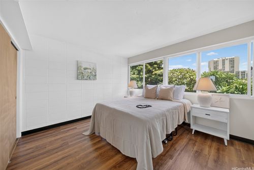 302-1710 Makiki St, Honolulu, HI, 96822-4450 | Card Image