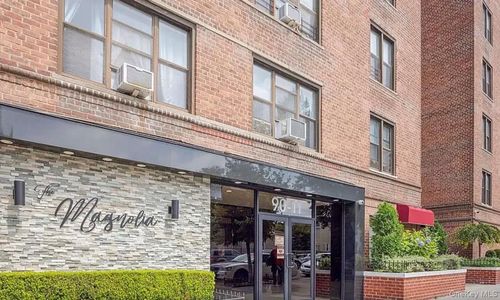 6r-90-11 35th Ave, New York, NY, 11372 | Card Image