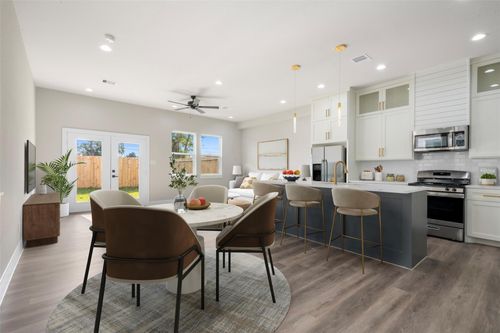 7220 Avenue B, Houston, TX, 77011-3732 | Card Image