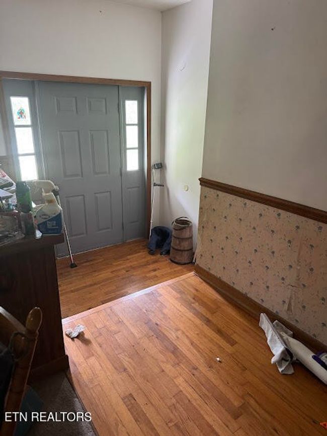 581 Fudges Chapel Rd, House other with 3 bedrooms, 2 bathrooms and 4 parking in Surgoinsville TN | Image 7