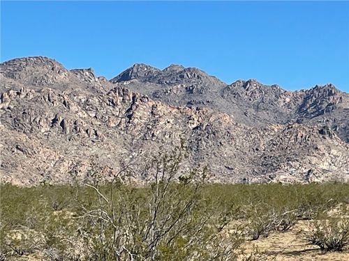 244-07-082 E High, Yucca, AZ, 86438 | Card Image