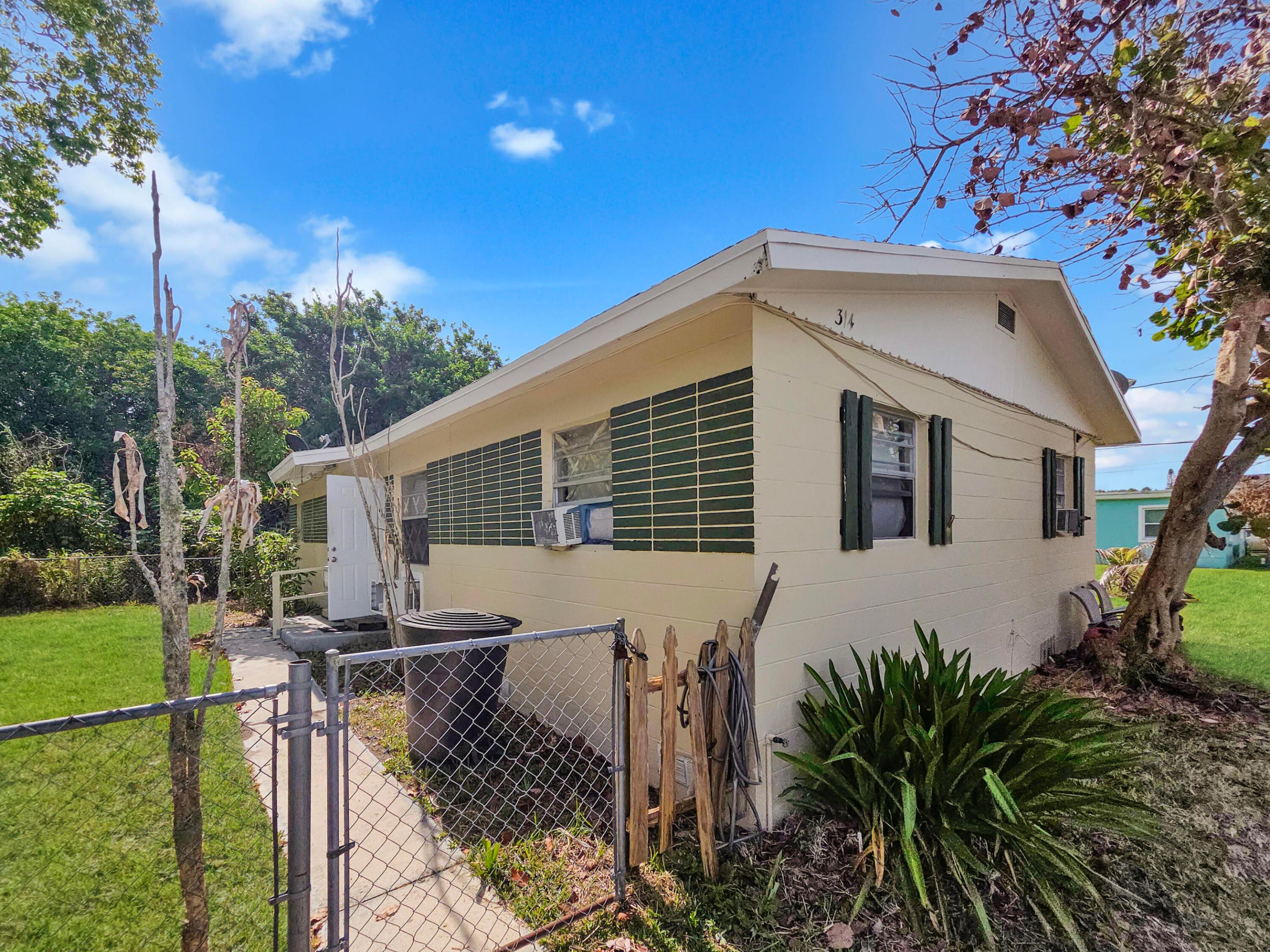 Residential Income in Fort Pierce