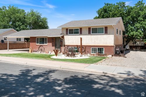 320 S 460 W, Hurricane, UT, 84737-2179 | Card Image