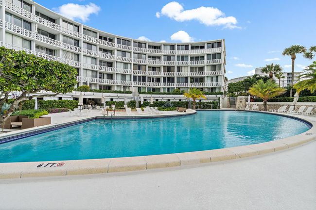 APT-416 - 2760 S Ocean Blvd, Condo with 2 bedrooms, 2 bathrooms and null parking in Palm Beach FL | Image 16