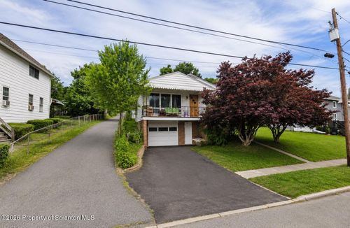 810 E Locust St, Scranton, PA, 18505-2478 | Card Image