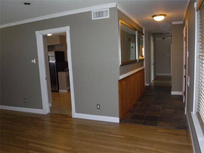 10921 Sinclair Ave, House other with 3 bedrooms, 2 bathrooms and null parking in Dallas TX | Image 10