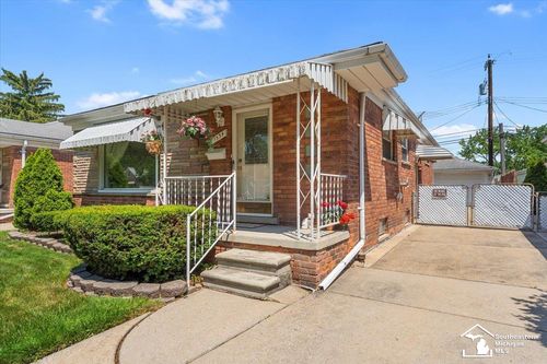 1534 London Ave, Lincoln Park, MI, 48146-3522 | Card Image